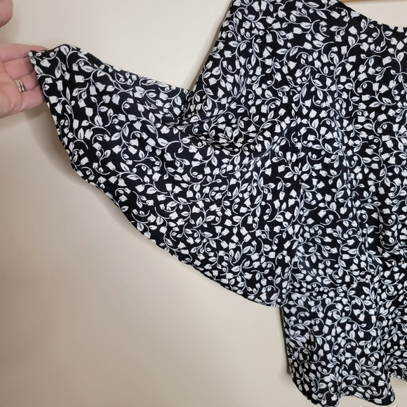 NWT Who What Wear | Floral Vine Peplum Blouse Size Small - Picture 5 of 6